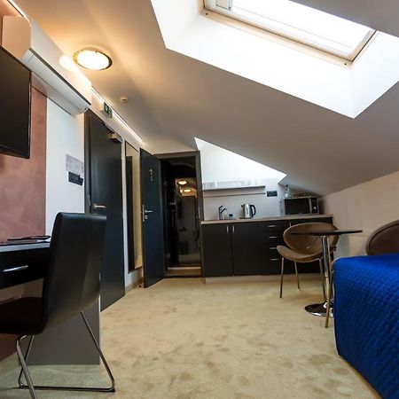 Apart Hotel Golden Apartments Kösice Dış mekan fotoğraf