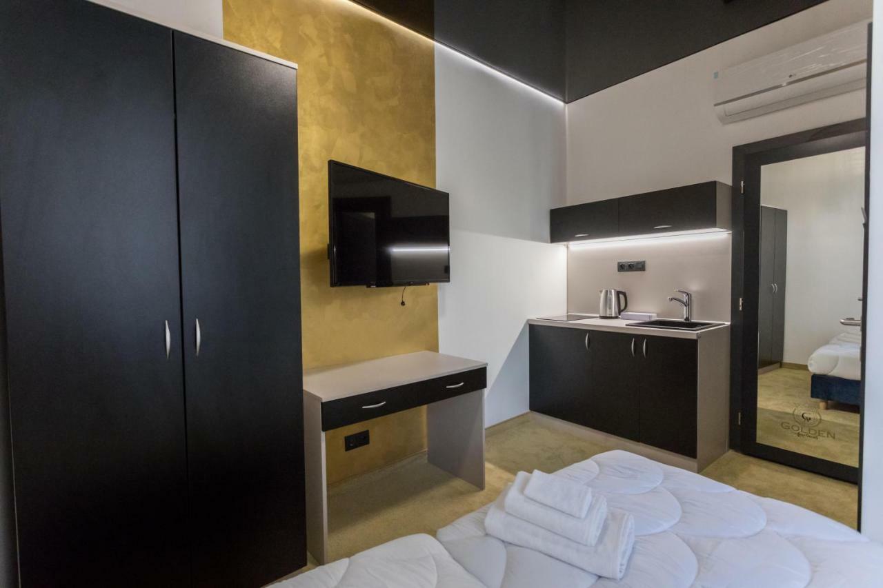 Apart Hotel Golden Apartments Kösice Dış mekan fotoğraf