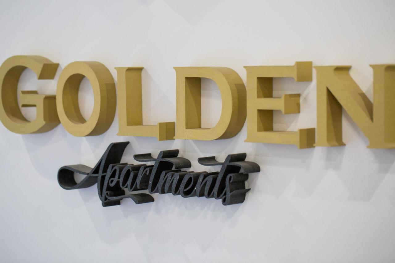 Apart Hotel Golden Apartments Kösice Dış mekan fotoğraf